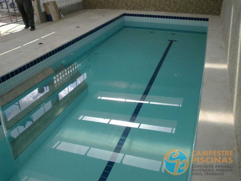 Piscina de Alvenaria Armada com Vinil Saúde - Piscina de Alvenaria Armada com Vinil Piscina de Alvenaria Armada com Vinil Saúde - Piscina de Alvenaria Armada com Vinil