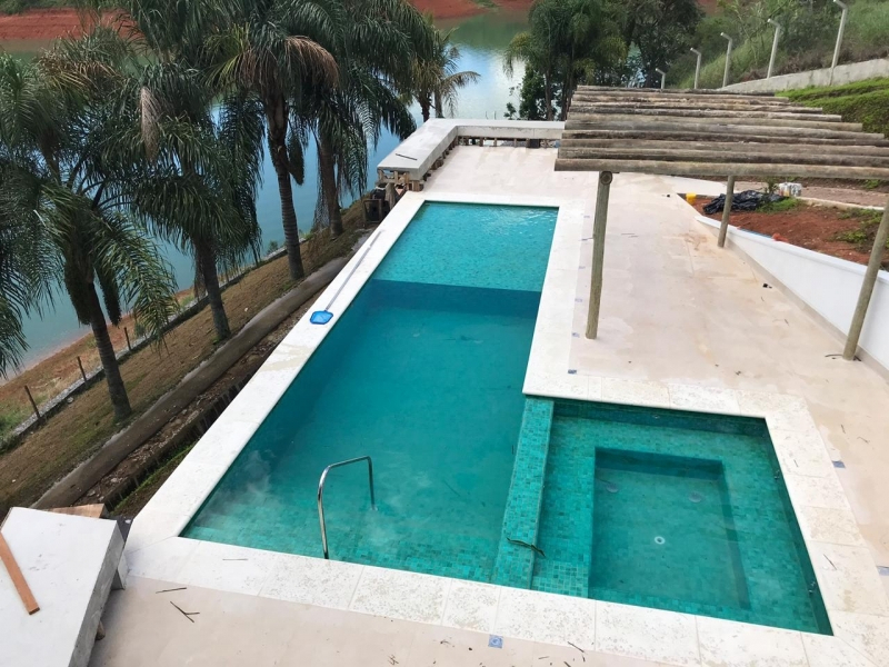 Loja para Venda de Piscina para área Pequena Santa Cruz das Palmeiras - Venda de Piscina 1000 Litros