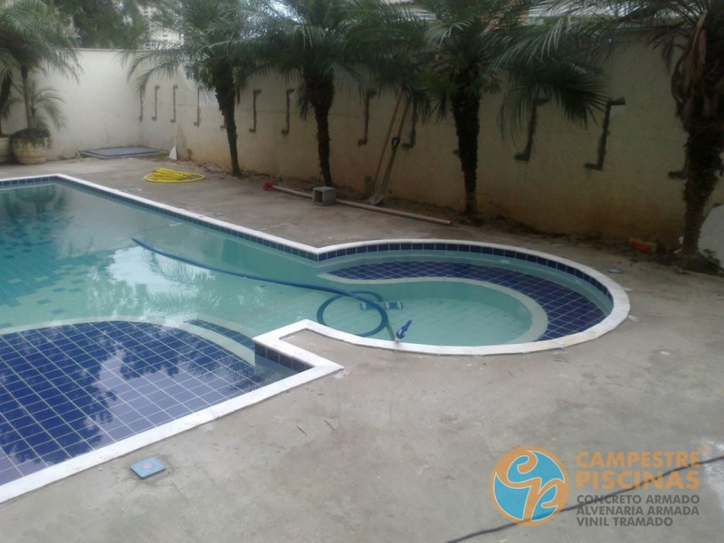 Orçamento para Piscina de Alvenaria Armada com Hidro Buri - Piscina de Alvenaria Armada com Escada