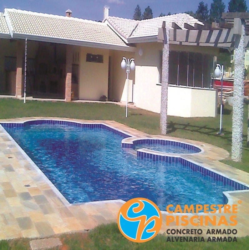 Piscina de Alvenaria com Hidro Estiva Gerbi - Piscina de Alvenaria no Terraço