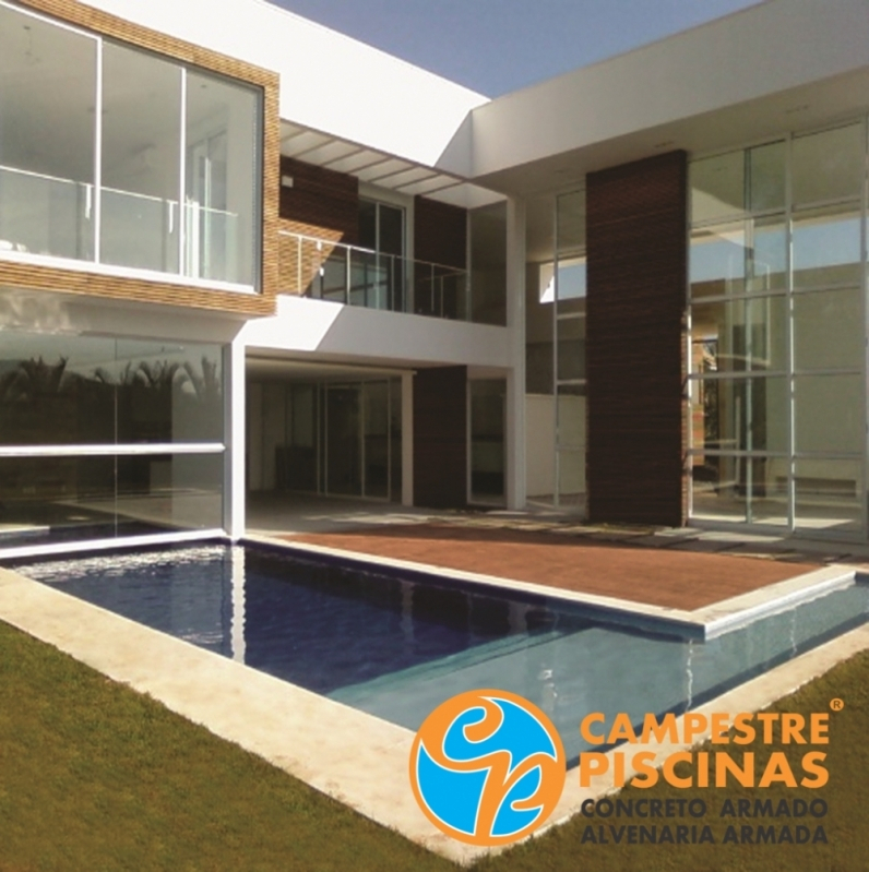 Piscina de Concreto com Deck Preço M'Boi Mirim - Piscina de Concreto com Deck para Condomínio