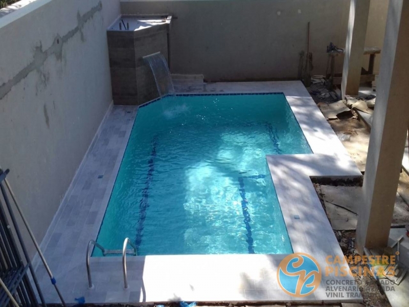 Piscina de Concreto com Infantil Conchal - Piscina com Concreto Armado