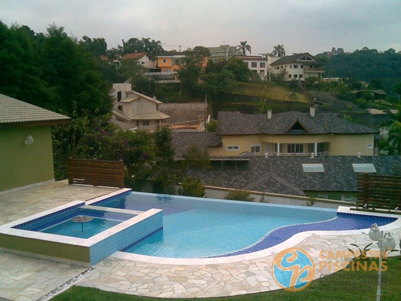 Piscina de Concreto com Solarium Preço Ribeirão Pires - Piscina de Concreto com Solarium