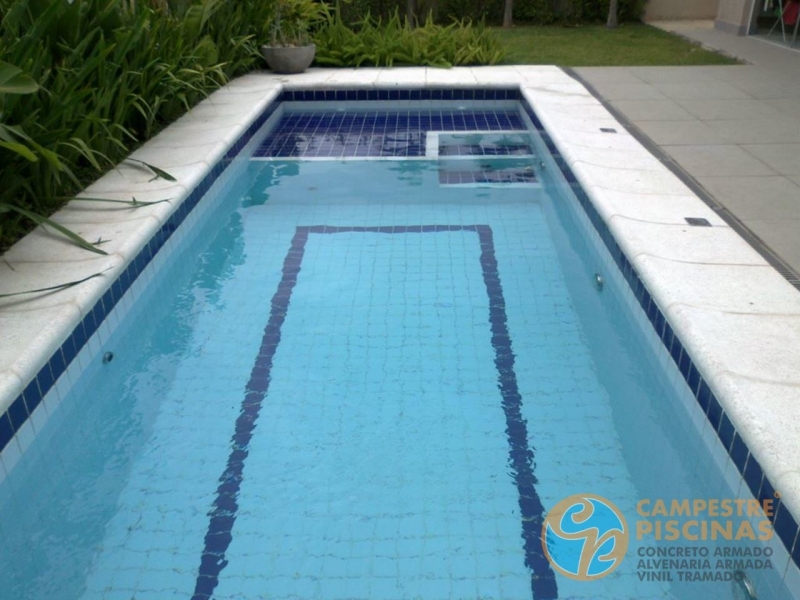 Projeto de Piscina com Concreto Armado Serra da Cantareira - Piscina de Concreto com Prainha