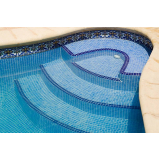piscina de azulejo com deck Parque Santa Madalena