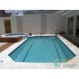 piscina de concreto com solarium Limeira