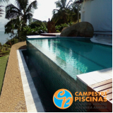 piscina de concreto suspensa Vila Dalila